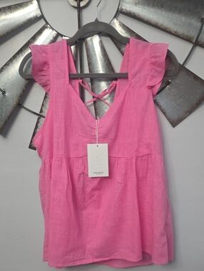 ANDREE BY UNIT Hot Pink Ruffle Sleeve V‑Neck Camisole
